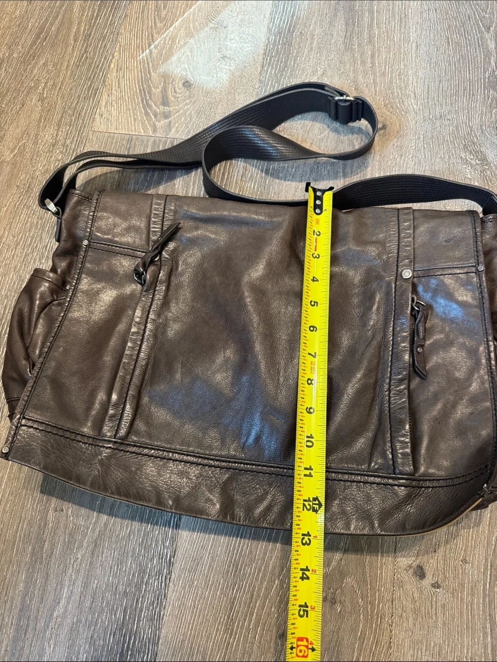 Vintage Andrew Marc Brown Leather Messenger Bag with Adjustable Strap